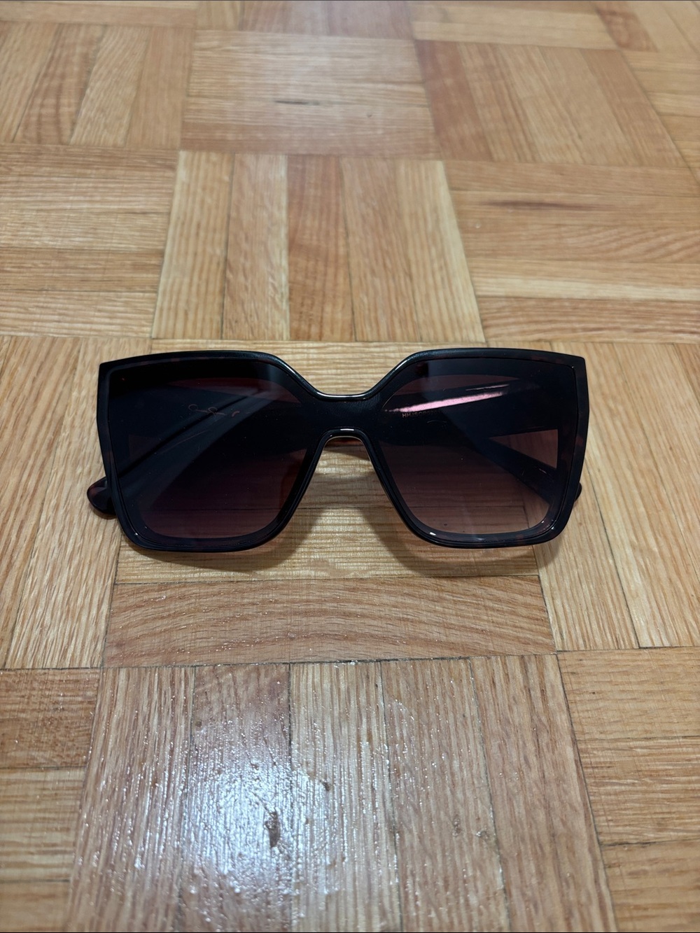 Black Jessica Simpson Gradient Square Sunglasses for Women
